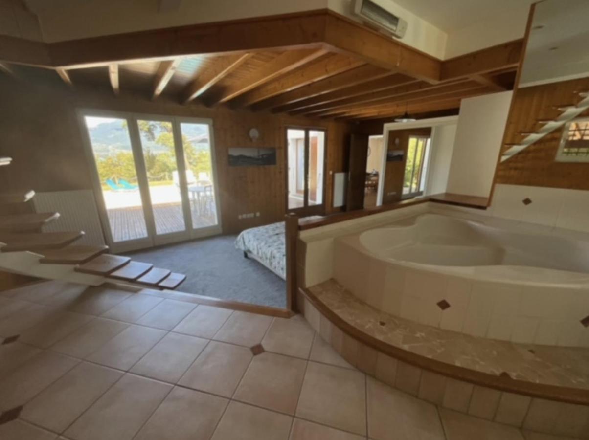 Villa Avec Piscine, Vue Lac Et Montagne 세브리에 외부 사진